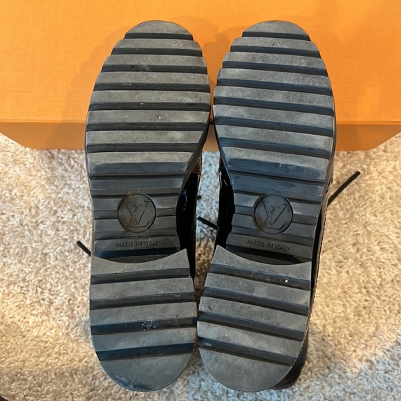 Louis Vuitton lace up Boots - Picture 12 of 14